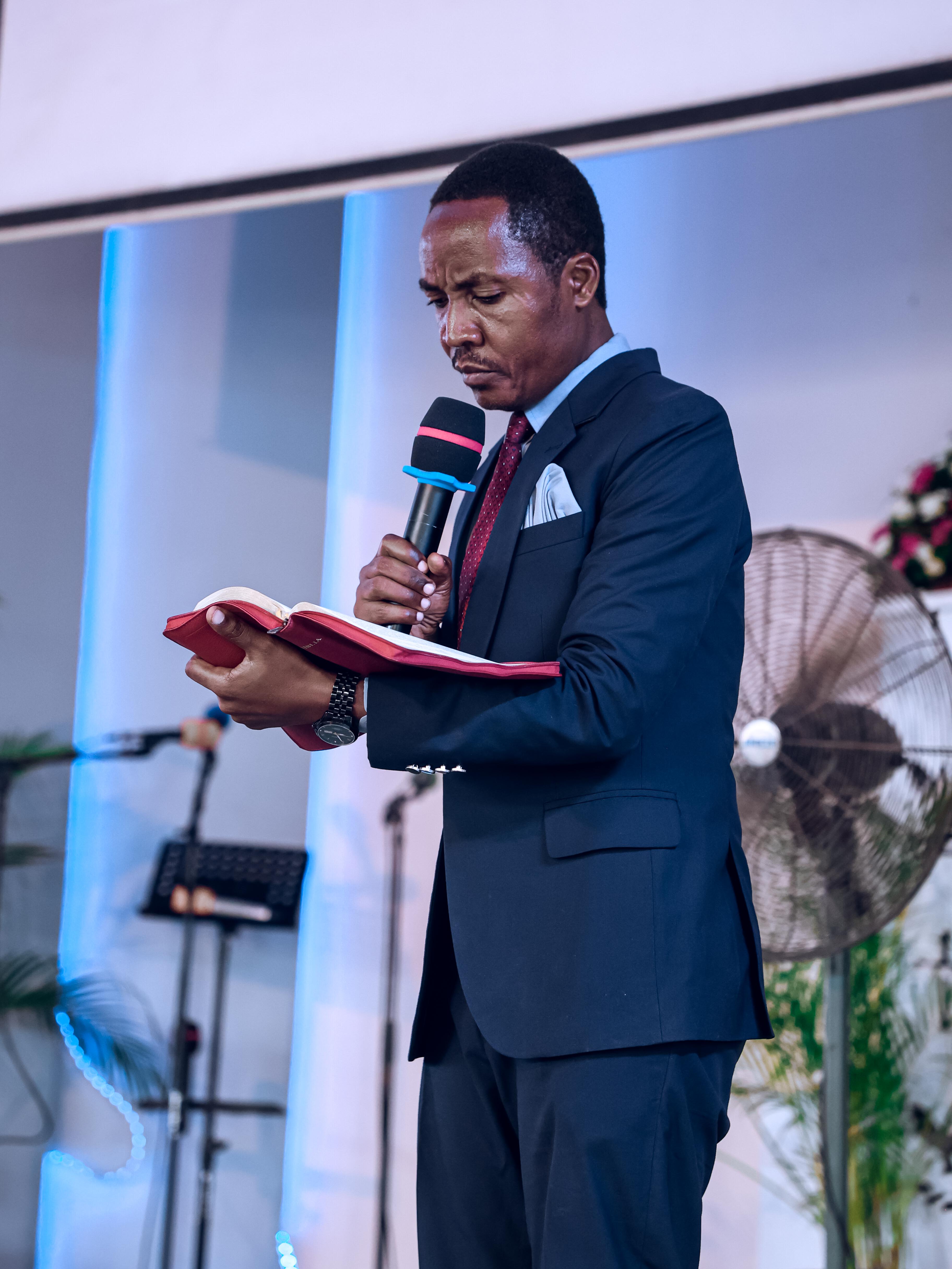 Jonathan Ndanshau